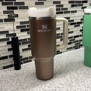 Bronze Stanley 40 oz